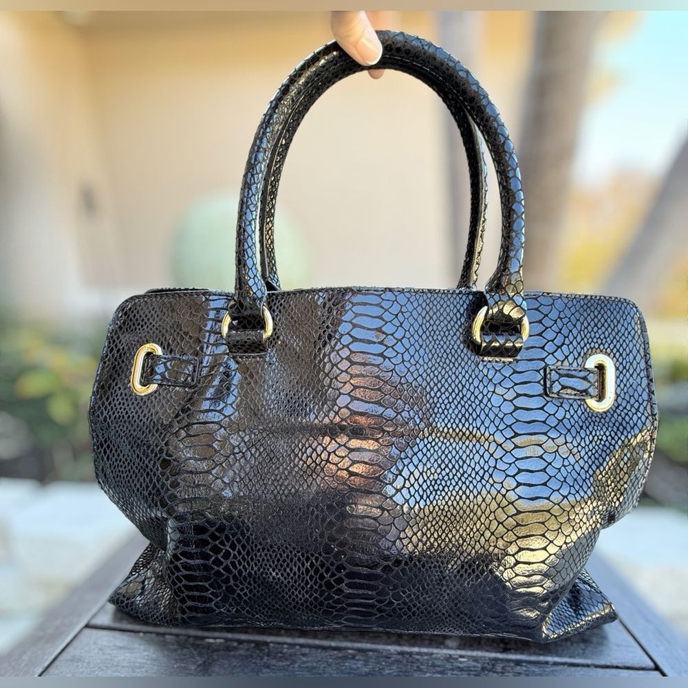 Michael Kors Hamilton East West Large Embossed Satchel - Picture 4 of 16